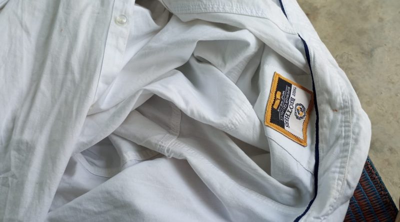 विधार्थीमाथि यातना, लगाएको लुगा च्यातेर शिक्षकले नै लुकाए, पीडीत बालिका त्रसित विधार्थीमाथि यातना, लगाएको लुगा च्यातेर शिक्षकले नै लुकाए, पीडीत बालिका त्रसित