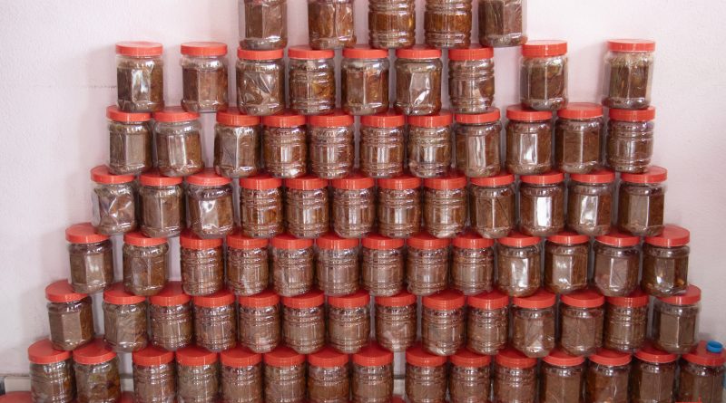 सुन्दरहरैँचामा तीनदिने अचार बनाउने तालिम सम्पन्न