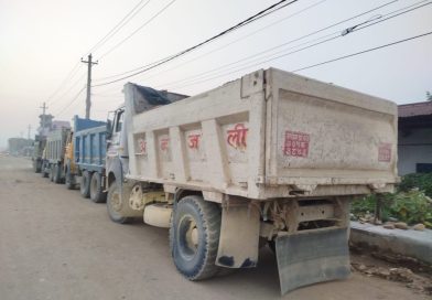 सिरहामा अवैध उत्खननविरुद्ध प्रहरीको कारबाही, १० टिपर र एक स्काभेटर नियन्त्रणमा