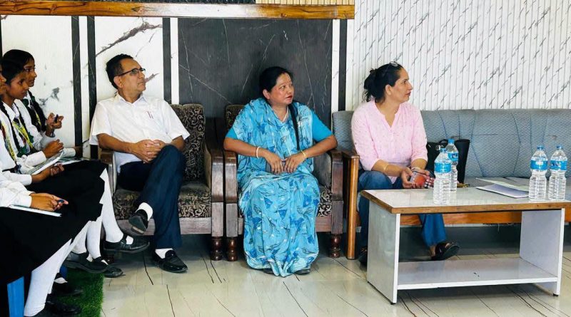 सुरक्षित विद्यालय निर्माणमा सुन्दरहरैंचाको पहल : ‘छात्रासँग उप–प्रमुख’ कार्यक्रम सम्पन्न
